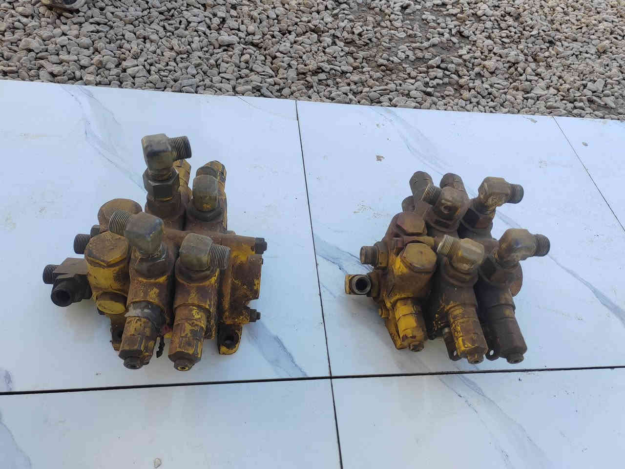 كنترولاات شفلات تفصيخ وارد ياباني شرط الشغل للبيع
للاستفسار الاتصال على الرقم ***********
