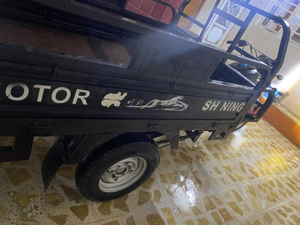 ‏سلام عليكم ست توت للبيع السعر 900,000     ***********
