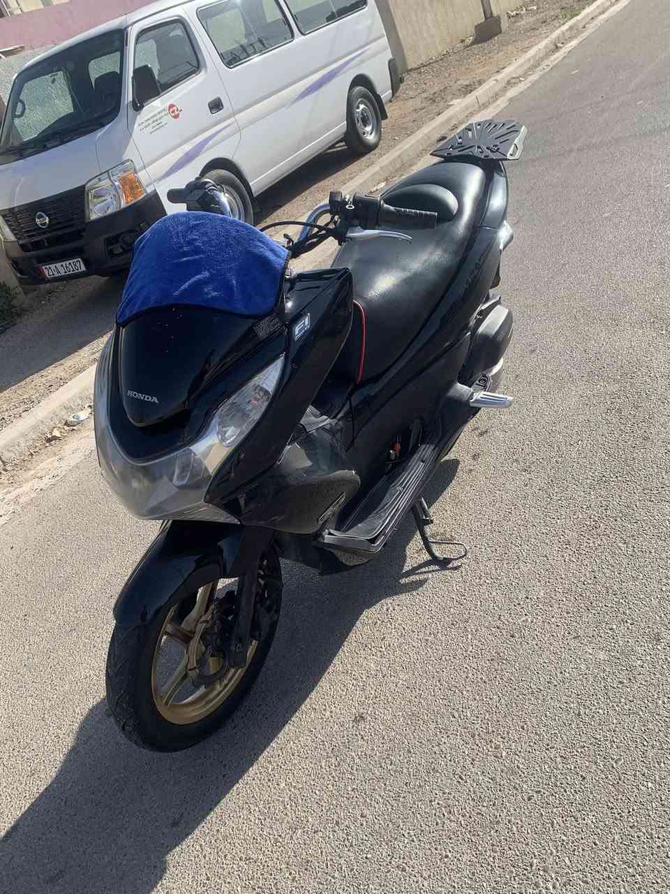 سلام عليكم / PCX 125cc / دراجه يابانيه JF 🎌 / دراجه حلوه وكامله مرتبه / منضومه لد زينون / منضومه دبل إشاره لد / بكلايت خلفي لد رماش / دراجه كامله فقط نقصها استناد تعليق وجك مال جنطه فقط / الباقي كله كامله / كفاله عامه من التبخير وتنقيص والنضوح و الحماوه / شلعه معدل تخبل / بيها كاسحه خلفيه / يدات تدفئه / استاند حساس / العنوان بغداد حي العامل / *********** @إشارة
