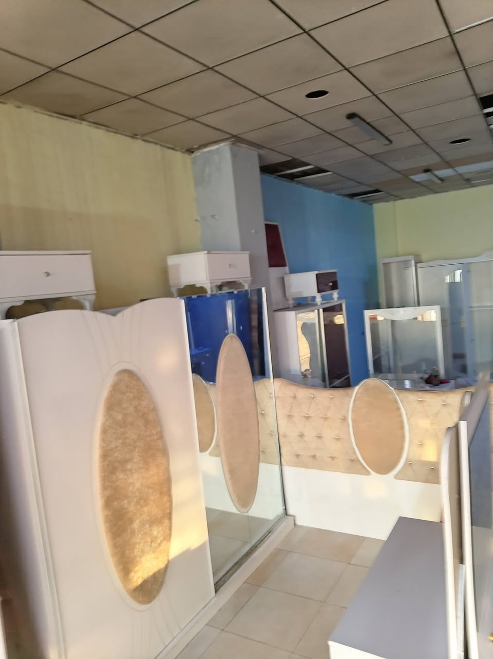 غرفه نوم سلايت نضافه 80%100 
بسعر مناسب
*********** وتساب
***********وتساب
