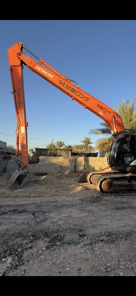 ‏سلام عليكم جب طويل للبيع 16 متر مو تجاري رقم الهاتف ***********
