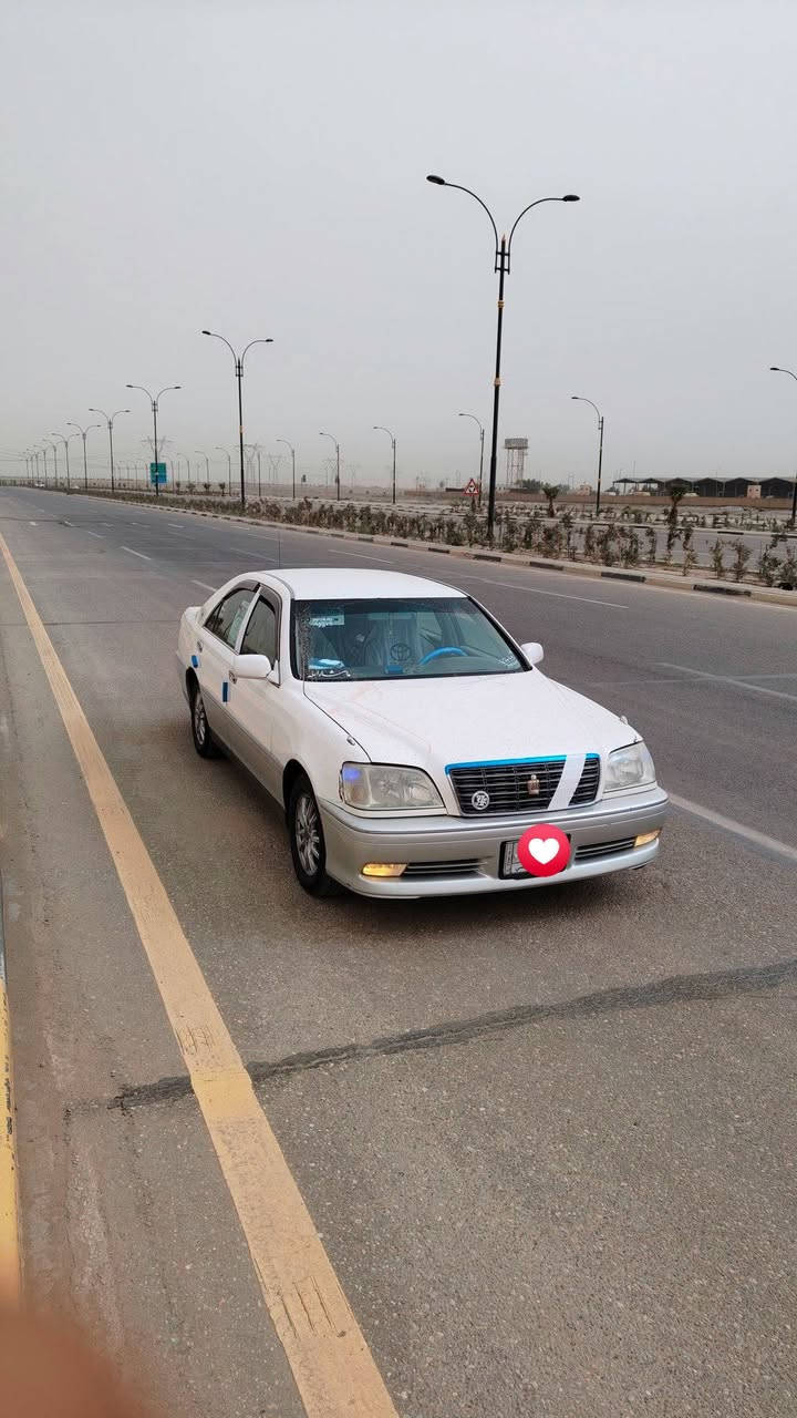 لبيع او مراوس حسب القناعه مابيه اي نقص السيارة جازه العنوان البصرة القبله رقم *********** وتساب بس
