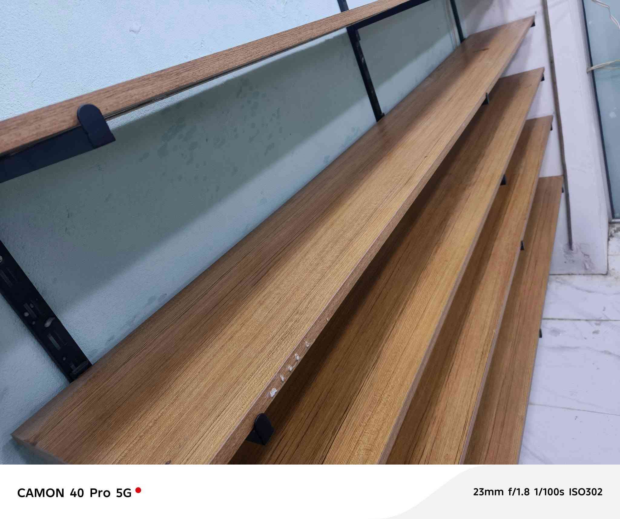 السلام عليكم
رفوف خشب للبيع مال محل 10 قطع 
الطول 240 والعرض 30
***********
