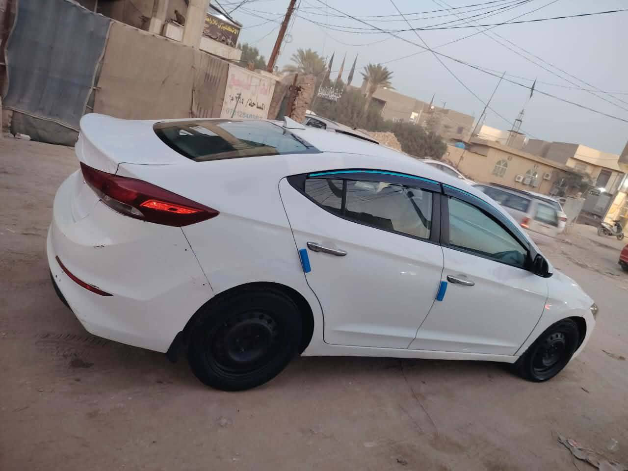 بيع مستعجل ماكو هيج أسعار 
النترا 2017 سيارة جديدة وجاهزة من كلشي جديدة بمعنى الكلمة حادث جاملغ امامي وباب مكينة 2000 دوش رقم اربيل بأسمي دولي تريد وكالة تريد تحويل حاضر السعر 92 قفل رقم الهاتف  ***********
