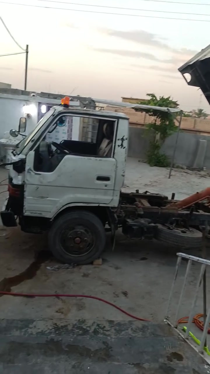 السلام عليكم ، داينا قلاب رقم ديالى دولي سنوية 2030
سيارة جاهزة تحويل شرط مكان السيارة صلاح الدين /الشرقاط 
السعر 60 ومجال قليل
***********
