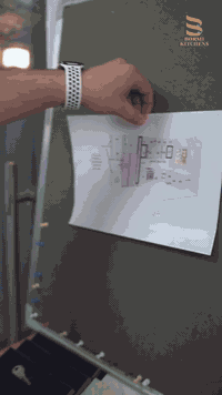 اختار بورمي ولتختار شكل بالصورة وتنصدم بالواقع ويا بورمي التصميم ينفذ على قياس حياتك مو العكس      لاستفسار اكثر :-
***********
***********
📍 بغداد – حي الجامعة
🚚 نشتغل داخل بغداد وجميع محافظات العراق
