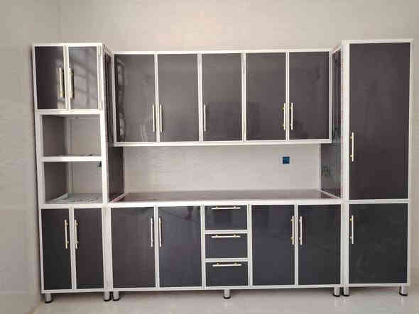 📣📣مفاجئه ساره من المعرض اللامي للمطابخ التركيه الحديثه📣📣
إذا تدور على مطبخ عملي، أنيق،  وسعره على قد اليد... وصلّت للمكان الصح ✅

✨ مطابخ HDf التركي 
✅ مقاومة للرطوبة والحرارة
✅ تفصيل حسب المساحة والطلب
✅ ألوان وتصاميم 
✅ عمر طويل وجودة عالية
✅️داخل الالمنيوم 

متوفر لدينا الاجهزه كهربائيه للمطبخ
💸 والأهم؟ أسعارنا مناسبة للجميع
من غير ما تضحي بالجودة – مطبخ العمر صار بمتناولك!

📍 
واسط _ الكوت_ قرب شارع القاضي _الطشاش
وشوف عينك الفرق
📲 راسلنا على الخاص واحصل على استشارة وتصميم مجاني
او على واتس اب :
*********** 
***********
