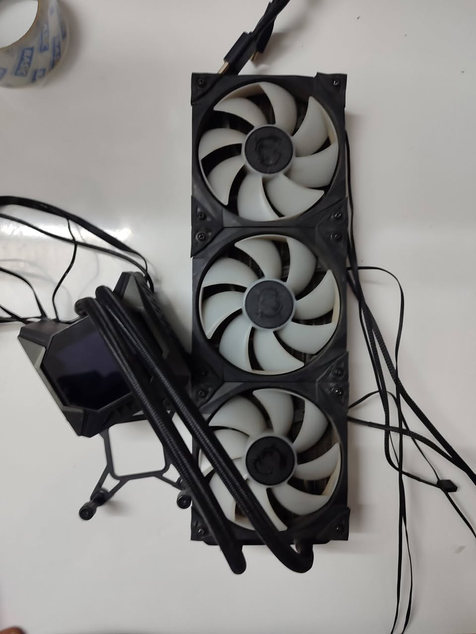 قطع للبيع توصيل موجود

BOARD ASUS PRE B650-PLUS DDR5
205 الف استخدام شهرين 

COOLER DARKFALSH 360MM ARGB 
65 الف 

Ssd Sata 128G
مع وندوز 15 الف

Case Msi Velox 100P 
90 الف 

Cooler Msi MPG 360MM Monitor 
بي شاشة تحكم كامل 100 الف 

للتواصل 
***********
