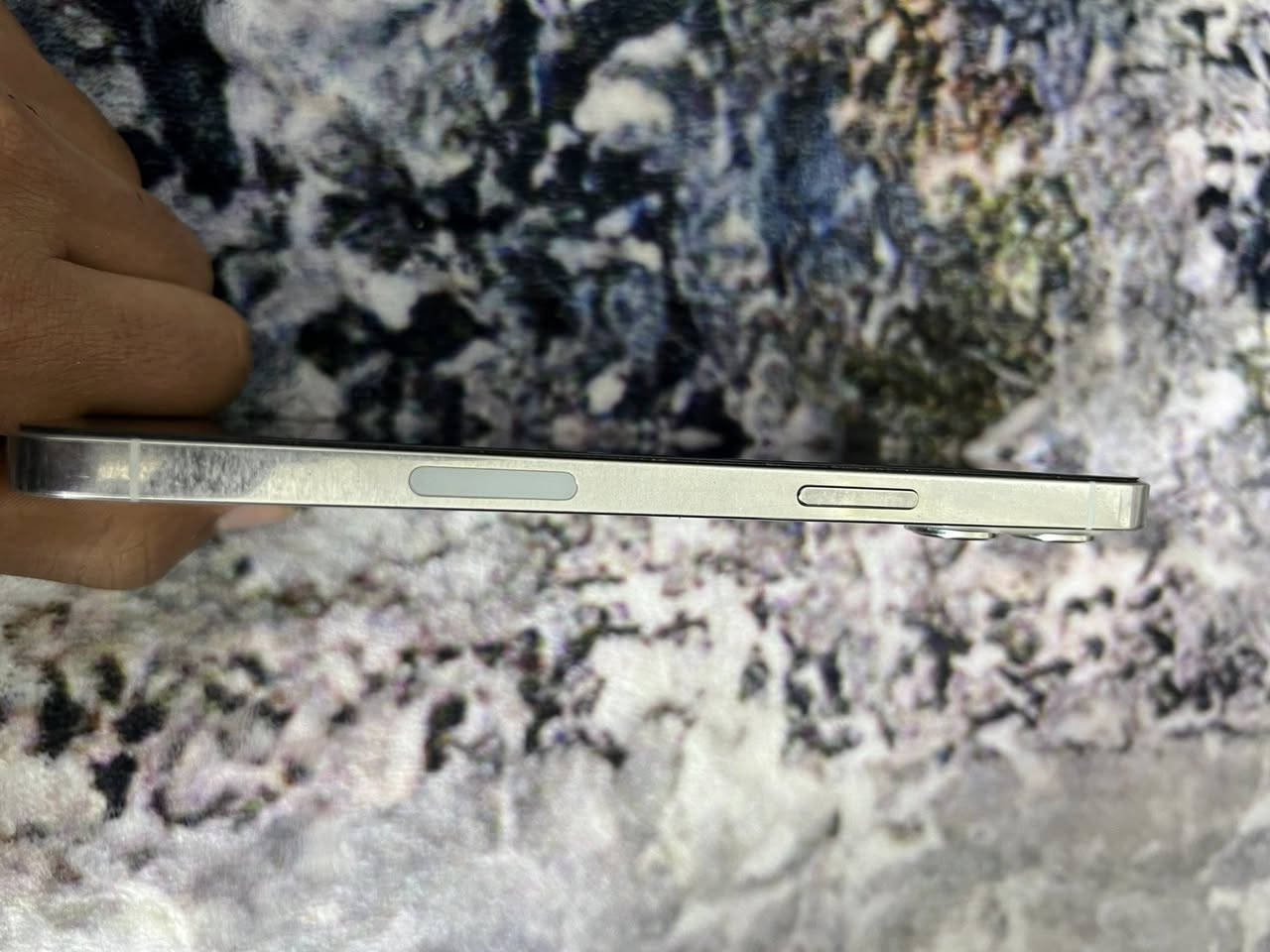 سلام عليكم ايفون 12برو ماكس للبيع الجهاز وتر مامفتوح مكفول بطاريه 80 ذاكره 256نموذج M السعر 500 وبي مجال بسيط متواجد فقط واتساب ***********
