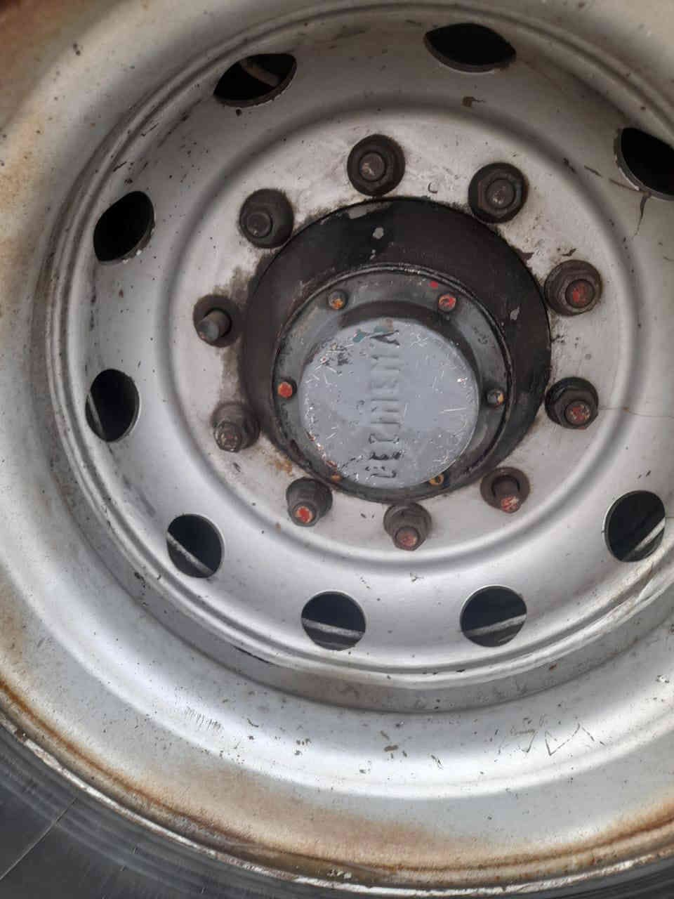 سلام عليكم تانكي لبيع تانكي شغلال عنوان ديوانية  حمولته 36/ 36 سبرنك سعر55وبي مجال***********
