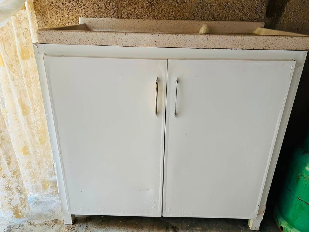 كونتر ويا المغسله للبيع نضيف


**إذا كنت صاحب هذا الإعلان وتريد حذفه لأي سبب، رجاءا أرسل رسالة إلى الدعم الفني**