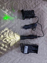 سستم بكتو • لايزر لايت • قاعدة شحن