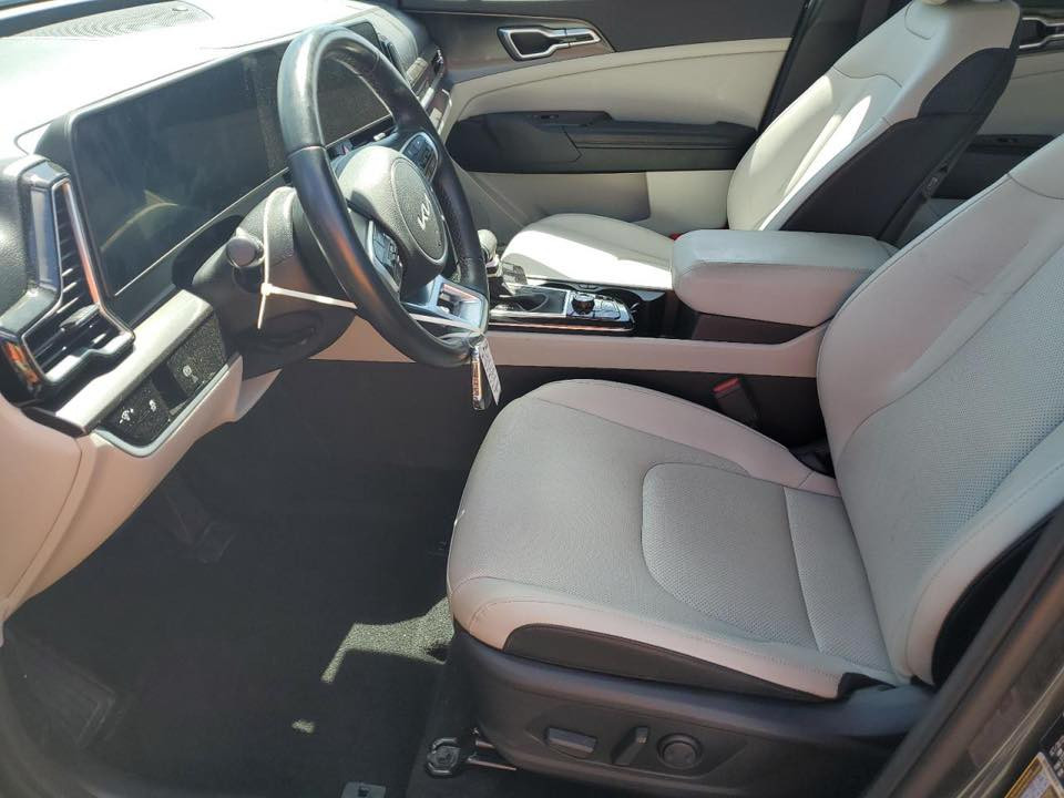 السلام عليكم كيا سبورتج للبيع 2024 EX حاليا بالعقبة حادث خلفي داخل ابيضّ بدون اريباك السعر واتساب ***********
