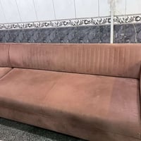 ديوان • نضيف • للبيع