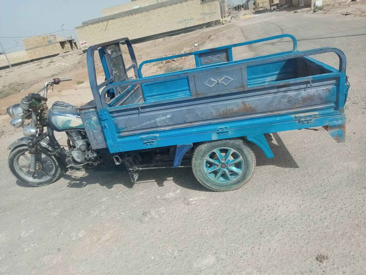 موديل 2014اوراق اصولي ستوته خير من الله مكينه حلوه 22 تايرت مال شغل بيها لحيم بل ركبه الشراي يخابرني سعر 850 بيها مجال قليل ***********
