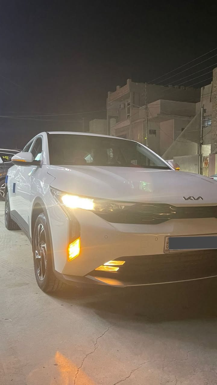 السلام عليكم
للبيع Kia K3 السيارة كوري وليس صيني
موديل 2025
السياره بعدها زيرو ماشية 10000 
ضمان 5سنوات وصيانة لمدة 40000
8 تبديلات دهن مجانا
رقم اربيل بااسمي تحويل 
مواصفات
بصمة ابواب وتشغيل
قطعتين تبريد 
محرك  1600
السعر :  168 وبيهة مجال
للاستفسار : ***********
