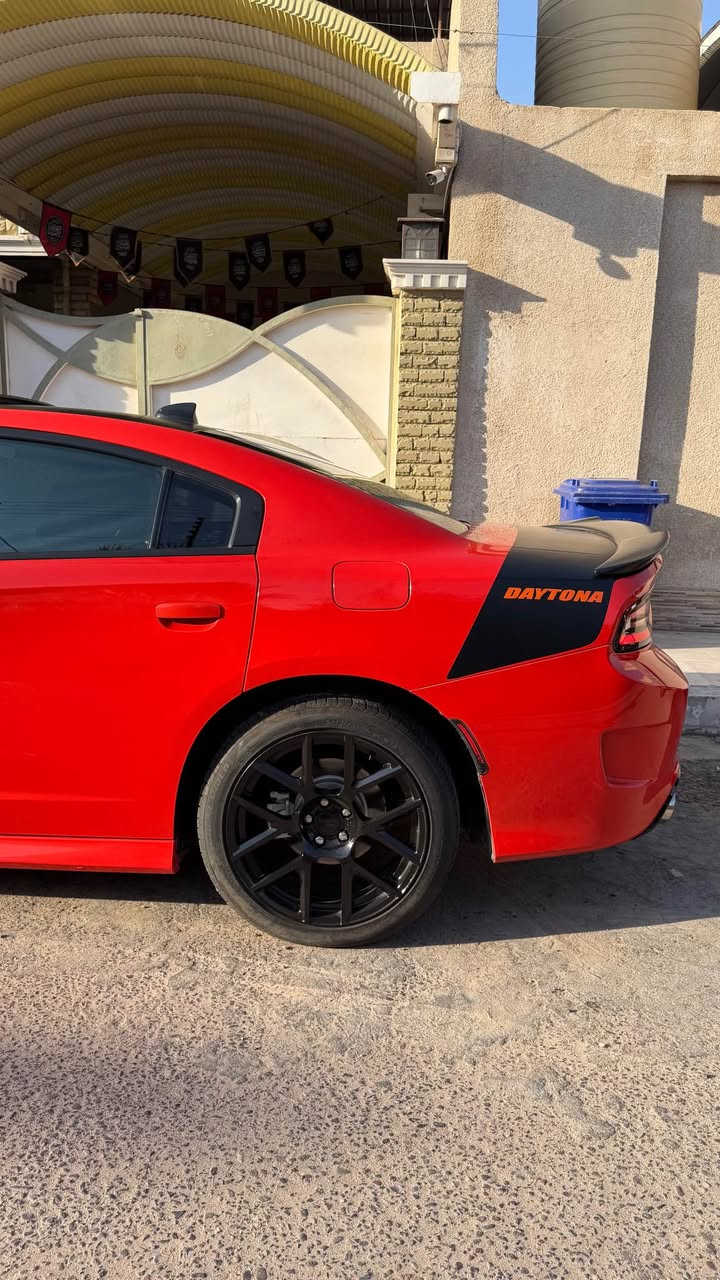 دوج جارجر دايتونه 2019 V8 سلندر 5700معلايه 2022
لون برتقالي 
فول مواصفات 
تحكم ستيرن كهرباء
فتحه سقف
كشنات كهرباء
تبريد تدفئه كشنات
سوبر تراك باك
سياره ستوك حته حجر البيئه ما شايله
ولف حماوه ريسنك 
بلكات ريسنك
فيت بم ريسنك
تخم تاير 
كشن كنتاره حضن(ميموري)

شفتات ستيرن 
مكينه كير كفاله من الفتح والتبديل 

بيها معامله استرجاع المديل كامله من كلشي باقي على ما ينفتح الكمرك 

سياره استخدام شخصي لا استعراض ولا شي 

بلعافيه على الي ياخذها

راسلني خاص ادزلك صور التقرير 

سياره بيها بنيد تبديل وجاملق وباب كلير فقط

السعر 185 

للاستفسار 
*********** البصرة, العراق
