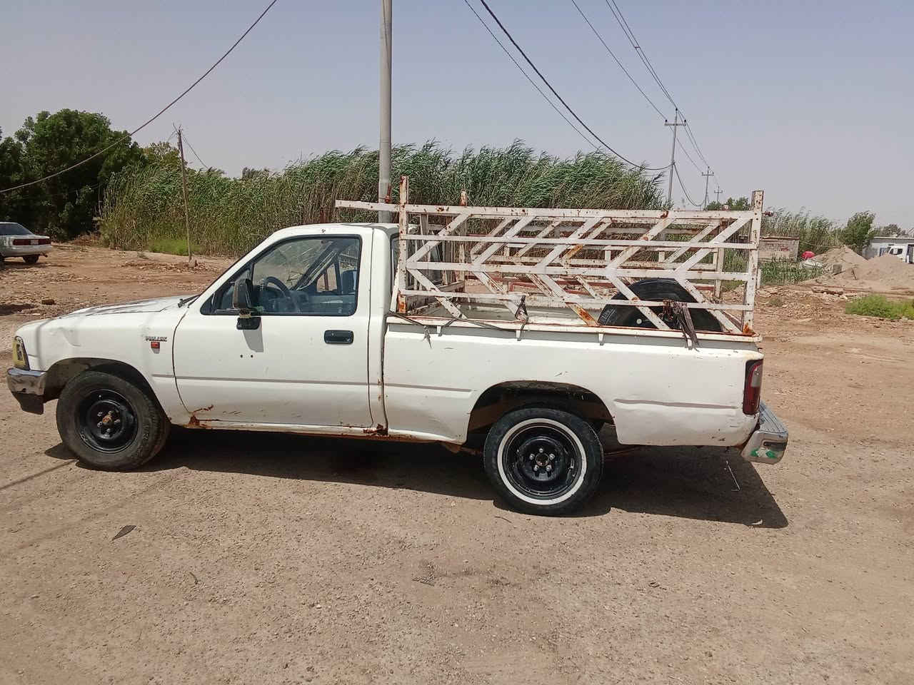 سلام عليكم بيكم البيع موديل 89 رقم بغداد بيكم جاهزه بس بيهه خياسات بدواسات محرك خير من الله شغل واطلع البصره 

.. ملاحظه. راعيه ماندله وين اني ابيعلك مكفوله من سرقه والحرام ويااه وكاله والسنويه 
. 
السعر 33بيهه مجال بسيط  خاص هاذه رقمي*********** بي واتساب 👉  مكان واسط
