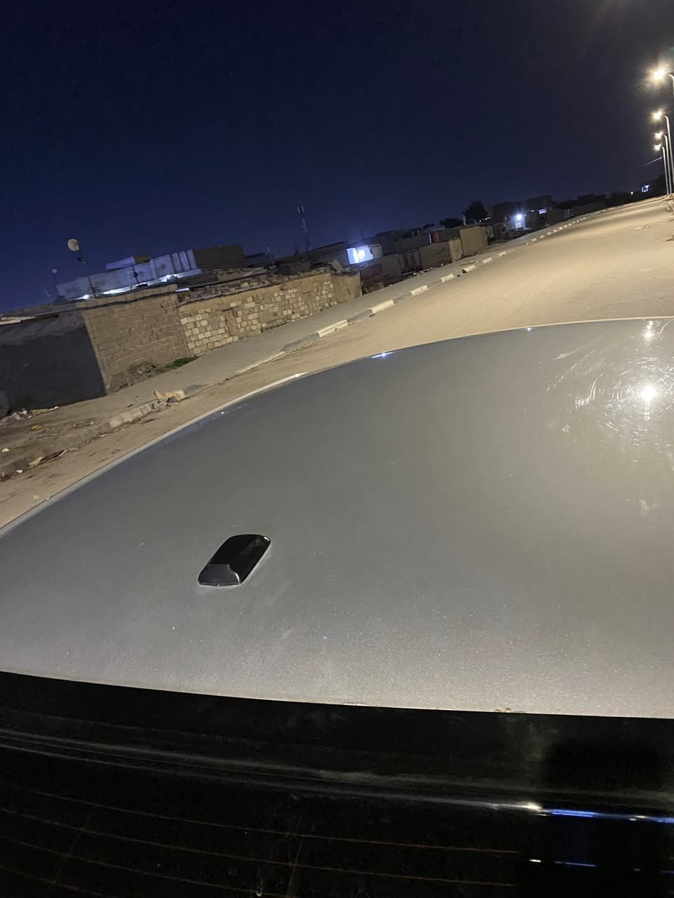 سلام عليكم وبامه موديل  12محدثه دعميات فقط اصل 12.
مكينه وكير ‏كفالة  
‏￼حدادية وتخم تاير  جدد￼ 

‏سيارة ￼ صبغ قطعتين ونص ￼
وارد كندي 
مكان بصرة زبير 
*********** 
متوجد وساب واتف ￼
