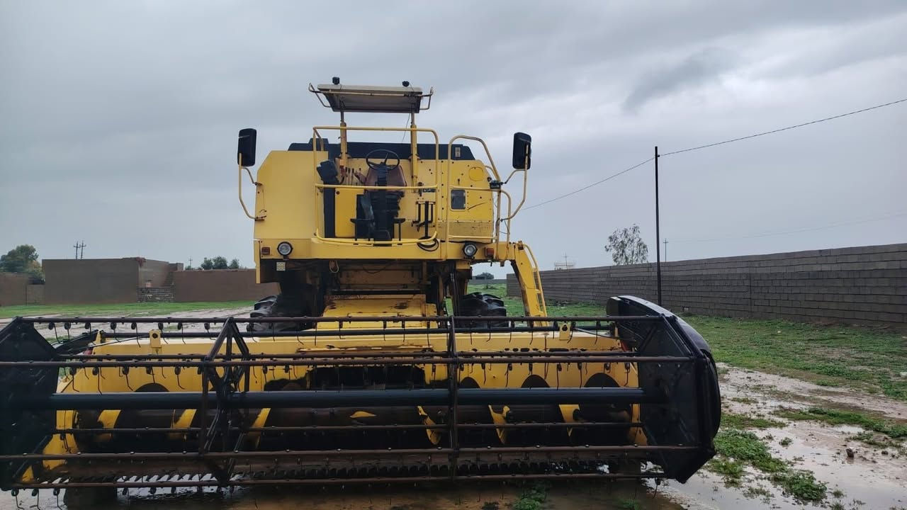 السلام وعليكم 
#حاصده للبيع 
حاصده معمره كامل تايرات محرك معمل جاهزه مكان كركوك للستفسار اتصل ***********
.............................. *********** 
. 
. 
. 
ادمن وافق
