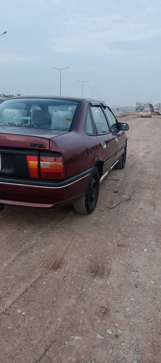 بسماالله رحمن الرحيم اوبل فكترة موديل ١٩٩٢ محرك ٢٠ بدون ضربة  مصبوغة للجمالية كير و محرك بشرط سنوية لحد ٣٠ جديد بطاقة بنزين موجود بشرط تحويل كاهربايات كل شغال (***********) كركوك, العراق
