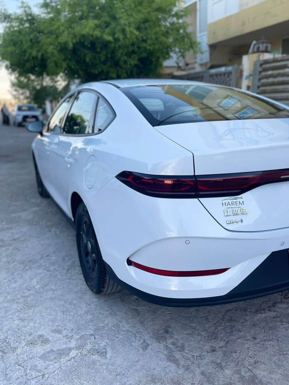 Byd qwin plus 2025 
فول مواسفات ناو کرێمی 
مانگ و نیوەکی مایه لۆ رەقەم 
2500 کلم    رۆشتیه 
دعامی لۆ دعامی بەشەرت 
سعر ١٢٦$
شوێن هەولیر 
*********** أربيل, العراق

