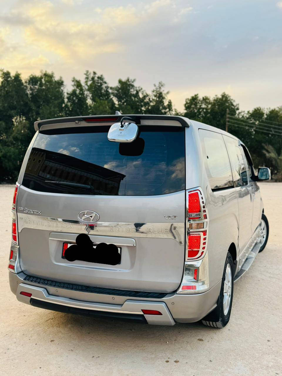 للبيع 
هونداي استاركس دبلو موديل ٢٠٢٣ 
ماشيه ٧٥ الف حقيقي 
مواصفات نص فول السياره جديدة بمعنى الكلمه 
بيها خط من البصره الى محطه الرافضيه عقد سنوي 
للستفسار ‏‪***********‬‏
