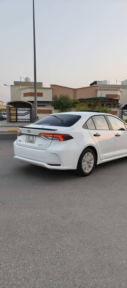 كورلا 2025  HEV  علامه سوده شكل خليجي
المواصفات 
مكينه 1800 هايبرد شحن ذاتي 
سلايت 
كراسي جلد اصلي 
رادار + تحديد مسار طريق + قيادة ذاتيه 
قرائة علامات الطريق المرورية
بصمة تشغيل + دخول ذكي  يدة الباب
هاندر بريك بصمة + اوتو هولد 
 بطاين بوب حياكه  مطرز 
كيجات ديجتل 
شاشه مسجل +تبريد بيانو + كامره خلفيه دوارة + كار بلي 
تبريد قطعتين 
لايت زينون عالي ناصي + بروجكتر لد زينون 
 حساس اطار + حساس مطر + حساس لايت داينمك  
ايفو مود + مود درايف + مانع انزلاق 
 تحكم  الستيرن كامل مع كروس سرعه
ايرباك عدد 10
ويل كب  حجم 16
ماشيه 17الف مكفوله كفاله عامه تحويل ثاني يوم

رقم الهاتف ***********واتساب ونتصال
