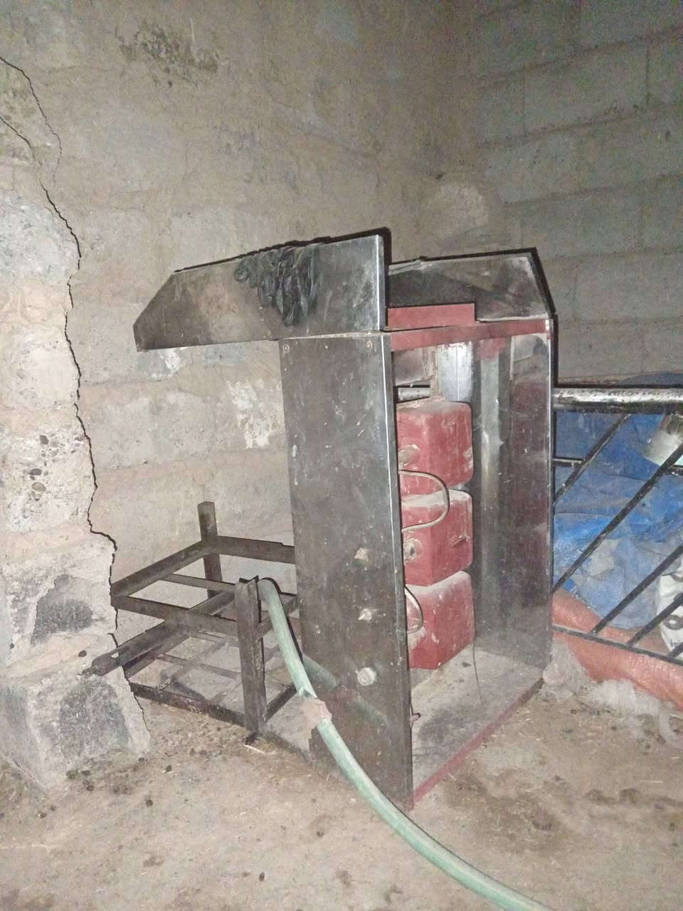 شوايه لفات كص شغاله جاهزه للبيع السعر 100


**إذا كنت صاحب هذا الإعلان وتريد حذفه لأي سبب، رجاءا أرسل رسالة إلى الدعم الفني**
