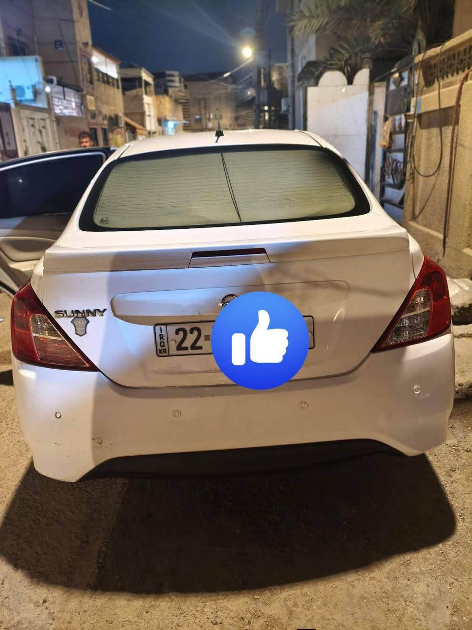 السلام عليكم
‏نيسان صني هندي 2020 للبيع رقم اربيل 
‏السنويه نهايه 2029
‏السعر 98 وبيه مجال 
‏
‏مكينه وكير مكفولات 
‏برغي ما ملعوب بيها على وضع الشركه 
‏بيها باب الخلفي  تبديل    
‏السياره نضيفه بمعنى  الكلمه تجي وشوف بعينك 
 العنوان ‏البصره  شارع المقاولين مكلف بنشر يرجى الاتصال ع رقم هذه ***********
