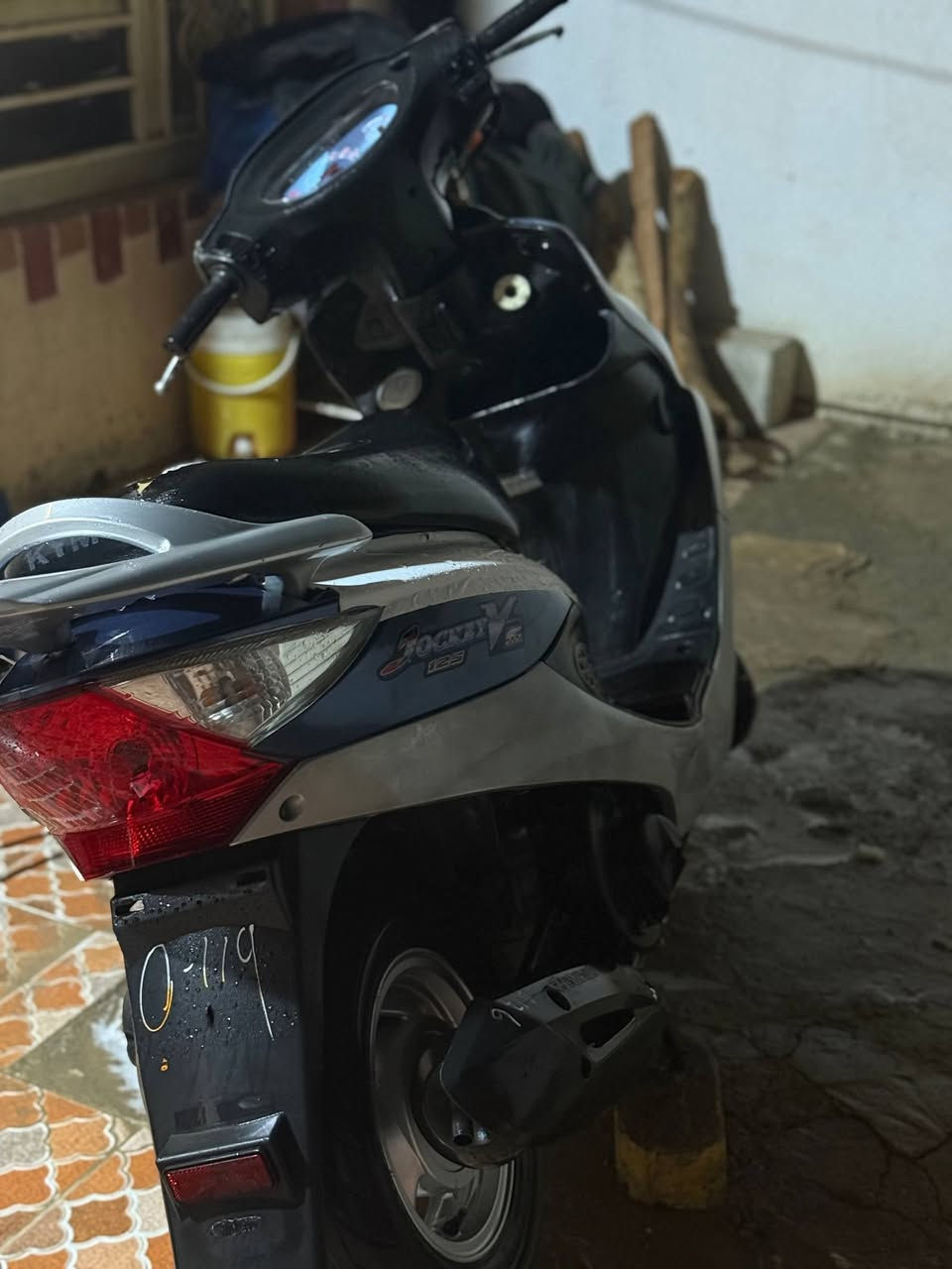 دراجة كامكو V2 للبيع كفاله عامة
كفاله عامة 💯
دراجه بلاديه كلها مابيها برغي تجاري 
تواير جدد 
موديل 15 
محرك ناعم  125 
سعر خاص 📌


**إذا كنت صاحب هذا الإعلان وتريد حذفه لأي سبب، رجاءا أرسل رسالة إلى الدعم الفني**