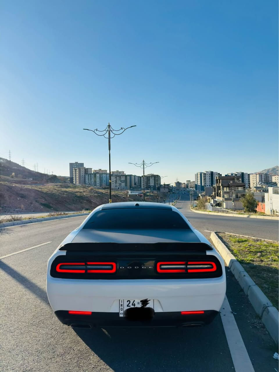 جالنجر ٢٠٢٣ رقم دهوك رقم سنوي جديد سياره كلينا داخل بوي  سياره نه عام صبغه دفروشم عام صبغ بي داخلي بي به ره شوت ٦٠ هزارا ريفه جويه كير مكينه هه مي شه رتن سعر ١٤٧ ورقه قفل 🔒 *********** دهوك, العراق
