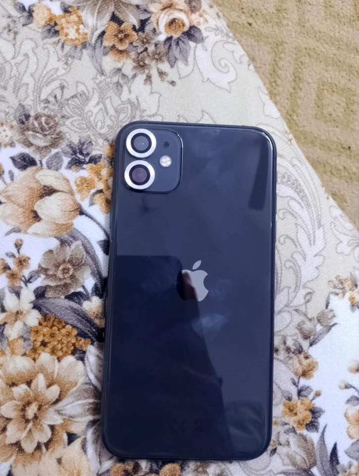 سلام عليكم جهاز ايفون 11 عادي ذاكره 128 تك سيمكارت ماا مبدل بي شي شرط بطاريه  93 شرط ماا يصرف شحن سعر 300 وبي مجال لطيبين رقم موبايلي *********** بي واتساب رجأن مو شراي لاا تكسر بل جهاز
