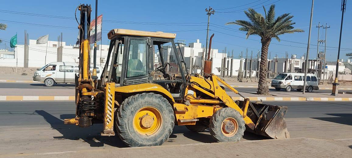 السلام عليكم
حفاره جي سي بي للبيع موديل 97 
رقم بصره ألماني سنويه ساقطه 
كماشه 
سلايت 
السعر 80ورقه بيهه مجال حك الجيه 
مكاني كوفه ***********
