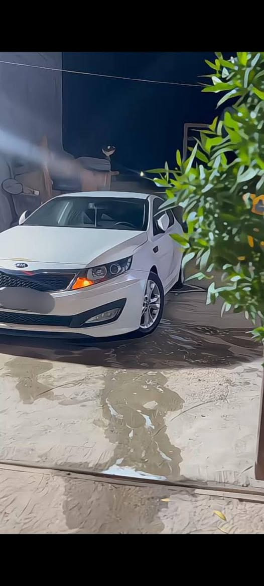 السلام عليكم كيه اوتيما مديل ١٤ فول عده الفتحه دخول جديدمكينه الفين دوش بصمه ترحيب مرايات شفط وترحيب مكان بصره السياره جديده السعر ٦٢ وبيه مجال قليل ***********
