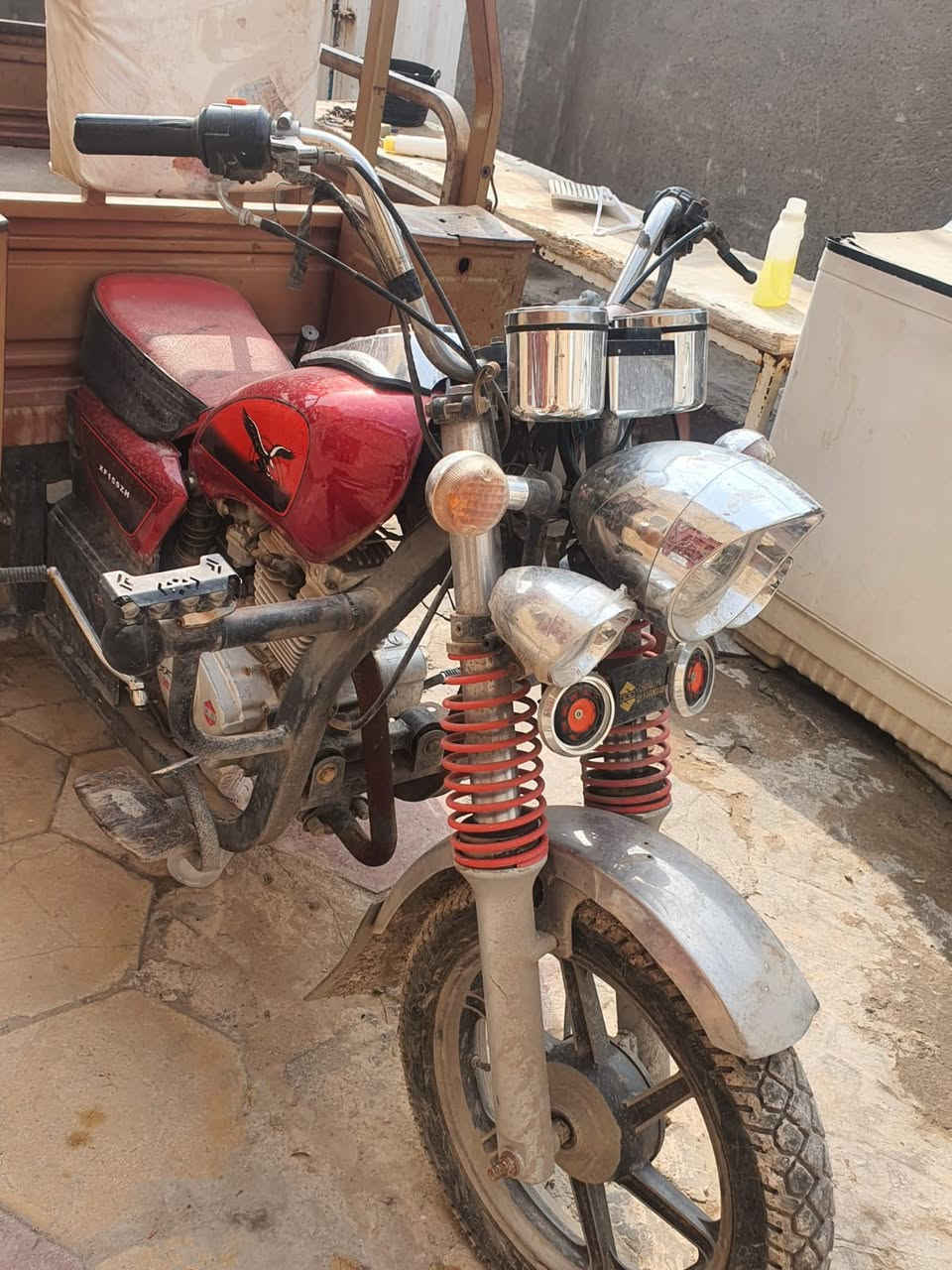 سلام عليكم من رخصة الادمن ستوته موديل 2016محرك 2020 
أوراق اوصوليه السعر مليون و100 وبيهه مجال ***********
