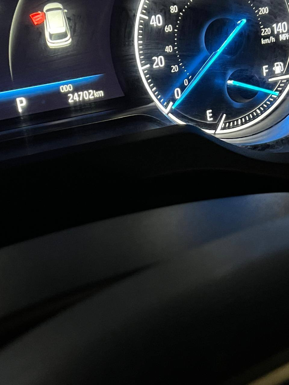 تويوتا فينزا هايبرد فول مواصفات بدون بانوراما
المواصفات :

 • دخول ذكي + تشغيل بصمة

 • شاشة وسطية كبيرة تدعم أبل كاربلاي / أندرويد أوتو

 • كاميرا رجوع 

 • مثبت سرعة / رادار ذكي / تنبيه خروج عن المسار 

 • تكييف أوتوماتيك مزدوج

 • مقاعد جلد مع تدفئة للمقاعد

 • مانع انزلاق ABS

 • التحكم بالثبات

 • حساسات أمامية وخلفية 
رقم الهاتف ***********
