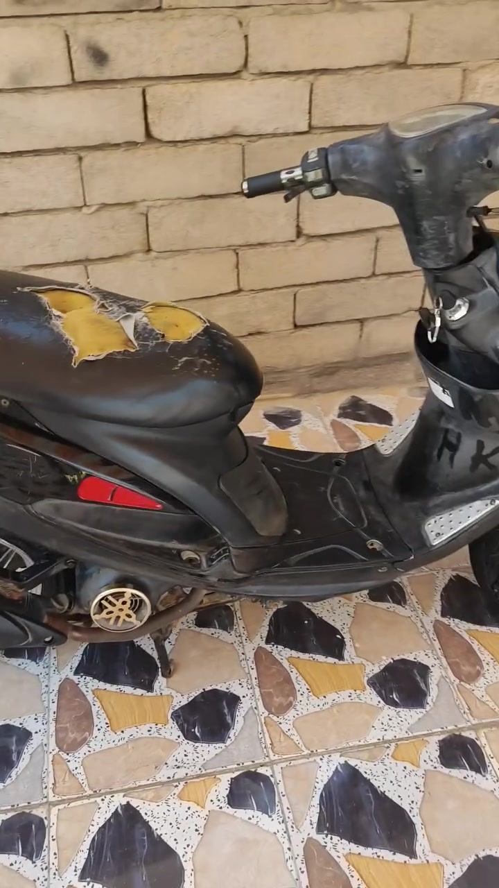 سلام عليكم دراجه البيع عدله ياباني دراجه سلف هندر كهربايات كله شغاله مفتوحه ولفات فقط ويلات تزويد دراجه ناعمة حلوه بلاديه سعر ٥٠٠ وبيه مجال قليل مكاني بصره قرنه موجود ع خاص وهاذ رقمي ***********
