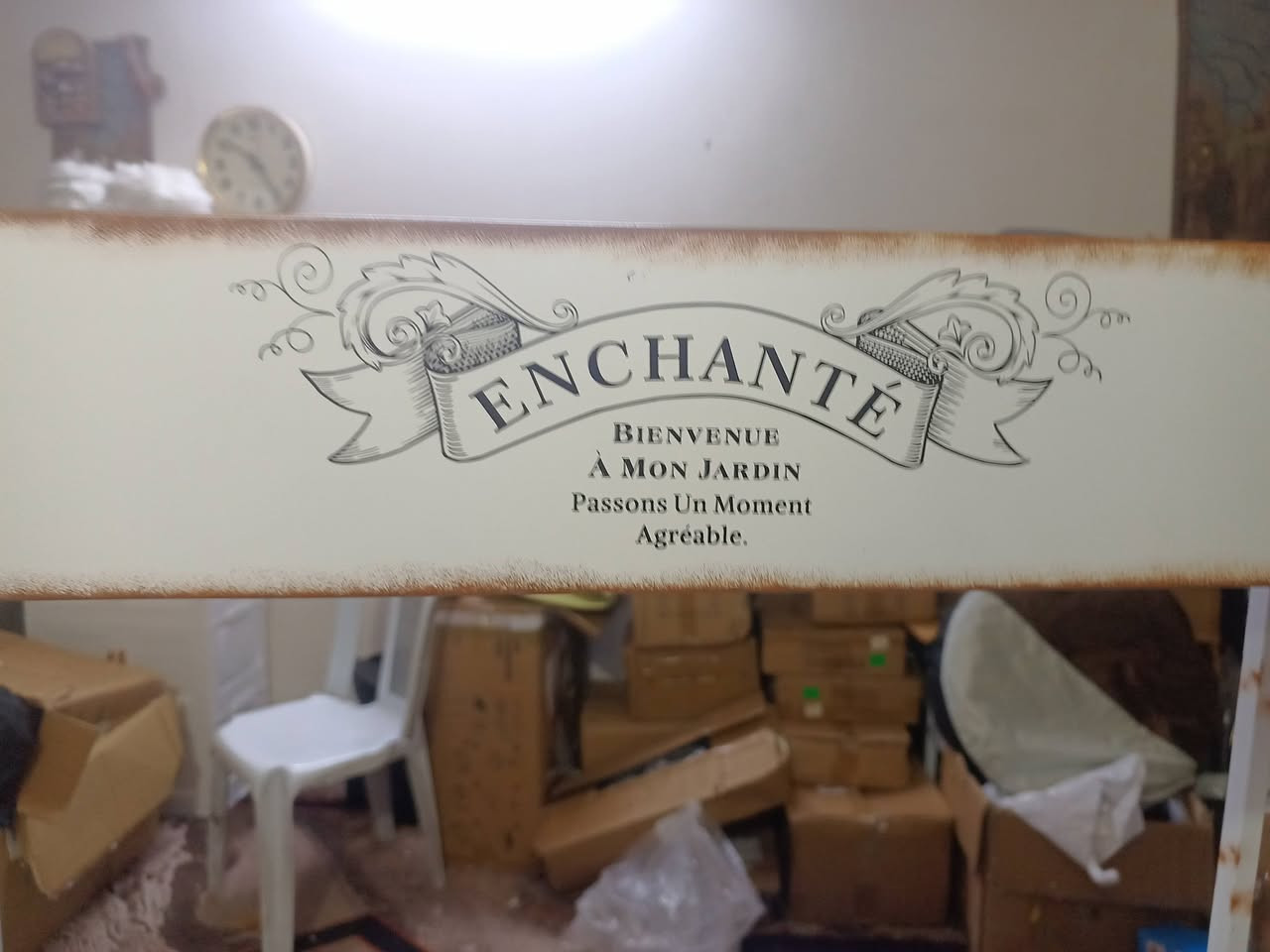 عبارة عن حامل نباتات معدني بنمط عتيق (Shabby Chic) مصمم للاستخدام كديكور منزلي أو حديقة
حديد 
قياس 80/70/20
السعر 15 الف.


**إذا كنت صاحب هذا الإعلان وتريد حذفه لأي سبب، رجاءا أرسل رسالة إلى الدعم الفني**