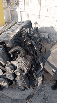 مكينه مع كير ٦ سلندر فانوس للبيع جاهزه شرط الشغل للاتصال 07709060938