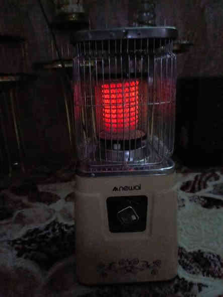 يـــْْْــالــــلـــۿ يــــارزاق 🤍
الــْْبــيــع الــْْسـريـــع 🤍✨ 
الي عنده غراض يدزهن خـْْاص ابيـــْْعهــْن الــْْه 😌✌️💛دفايه كهربائيه للــــْْْبيع نضـــْْيفه اخو الجديد سعرها 25 الف للإستفسار الاتصال علئ الرقم *********** او مراسله ع خاص العنوان كركوك 🌸🤍
