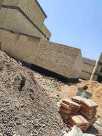 خلفه بناء متواجد في بغداد سعر مناسب 07716471699