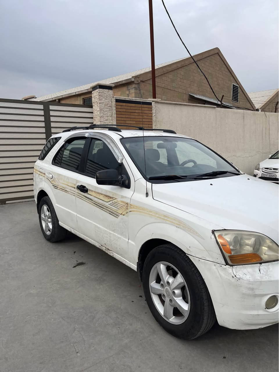 كيا سورنتو مديل 2007 مشروع وطني بسمي كير محرك 3600نضاف امريكي بيها ضرر باب السايق وبيها قطعتين صبغ فقط السعر 72 وبيها مجال العنوان بغداد الحريه رقم الهاتف *********** Colombo, Sri Lanka
