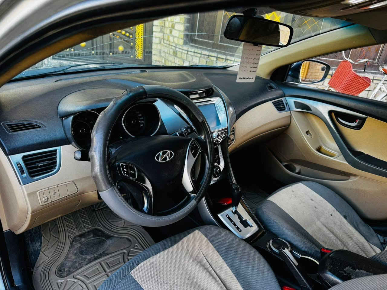 سلام عليكم ... #ألنترا_خليجي_موديل_2012 
سياره جاهزه بدون حادث بيها فقط باب خلفي مصبوغ اثر شخطه بسيطه محرك وكير وحداديه صدر وتبريد كامله وجاهزه رقم #انبار 
مكان السياره فلوجه ؛؛؛
#السعر_112&      تلفون ***********
                                     ***********
