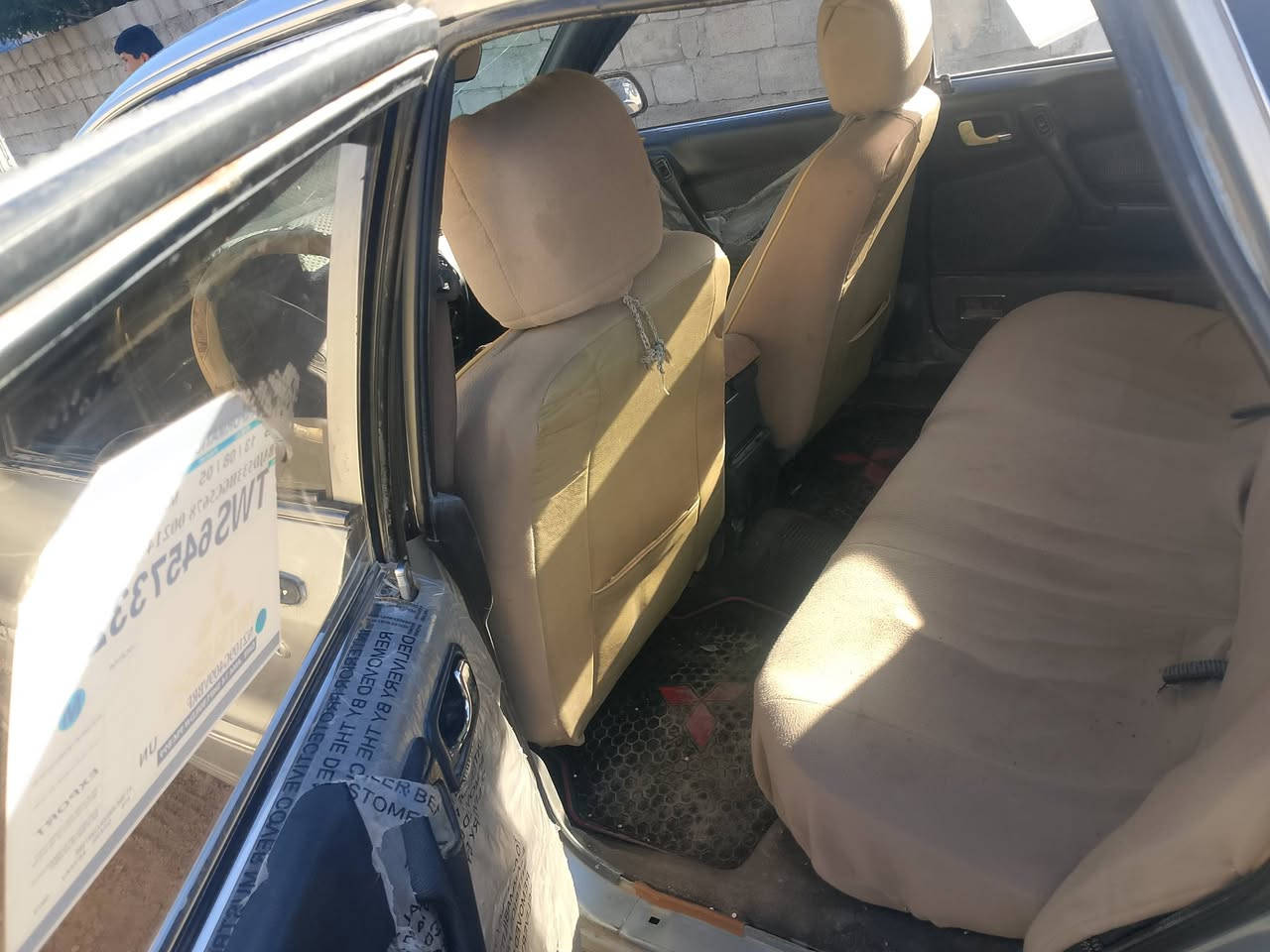 مستبوشي كلن موديل 92 للبيع
سنوية جديدة بأسمي رقم ديالى إنكليزي لحد 2030

محرك بلادي 18 كير عادي 
جام كهربائي سنتر لوك 
تخم تاير جديد صدر جديد باتري جديد

( 38 ) وبيها مجال قليل عنوان جلولاء 

‏‪0770 461 4677‬‏
