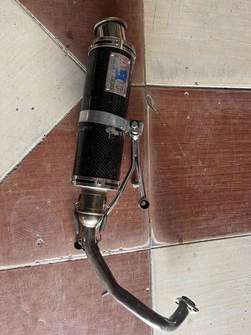 سلام عليكم صالنصة رياضي جانت مشدودة علة دراجة بوليس قيم وخذ مكانهة كوت واسط حي الجامعة ***********
