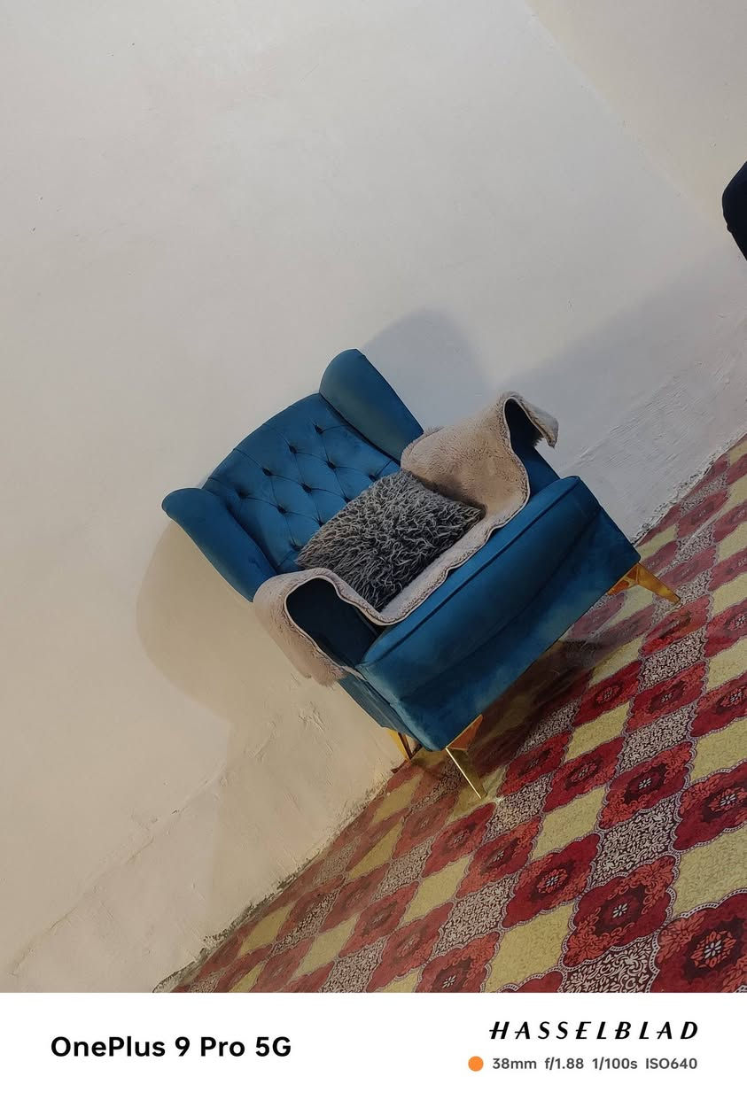 سلام عليكم عندي هذا تخم تركي مشتري مليون وربع اريده ب500 الف وعندي ثلاجه جبيره وطباخ ومبرده وغرفة نوم تركي 5 قطع وبراد ماء وغساله وبلازمه ام النت مكاني يم سيطرة ام الهوى ابيعهن كلهن اليفيده يخابرني وكلهن جدد ***********
