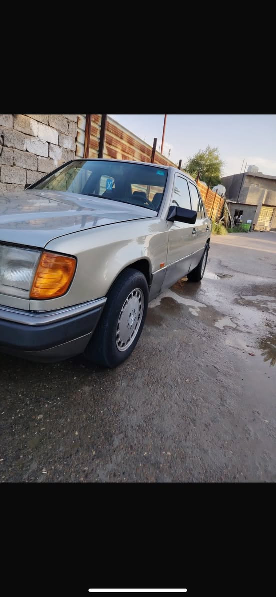 مرسدس مديل ٨٦ محدث ٩١ رقم بغداد محور بطه ٣٠٠ تبريد ذلج جام كهربائي كشن كهربائي سياره خير من الله تخم تاير الغرفه حلوه مكان بغداد تاجي السعر ٥٠ وبيهة مجال ***********
