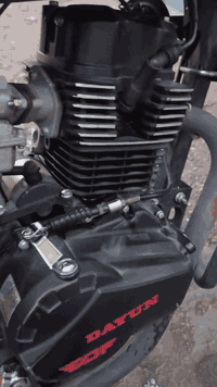 سلام عليكم 
دراجة دايون موديل 2024 شهر 7 محرك 200 ماشية 24 الف تبديل دهن كل اسبوع بانزين محسن اديرلها مكينة فول نضافة برغي واحد بالمكينة ما فاتح تجي وتشوف وتاخذها مصلح وتسال برغي واحد بالمكينة ما بدلها مكينة بلادية ونضيفة كلش مسوية حادث واحد دبلات كايمة ستيرن اعوج تانكي مضروب دشبول مضروب غير ذني كلشي مابيها اي استفتار عن الدراجة اكثر وعن السعر تواصل عل هاذ الرقم *********** رصيد+ واتساب متوفر
