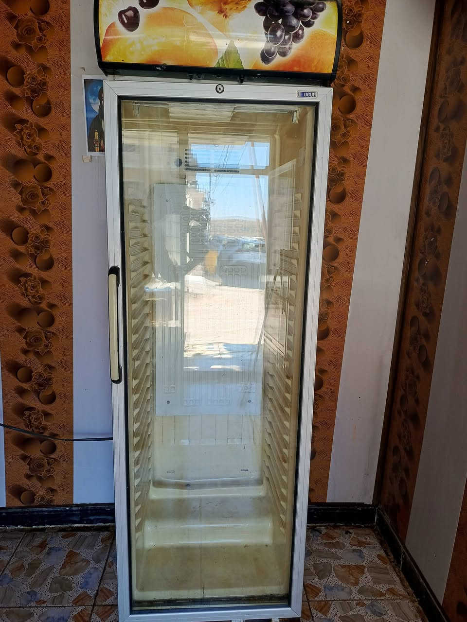 عارضه عمودي شرط التبريد والنضافه للبيع مكاني بابل ***********
